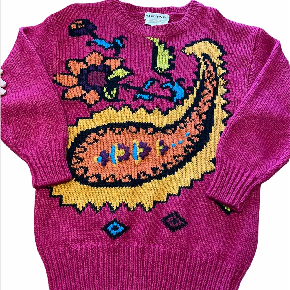 Vintage fuchsia hand knit graphic sweater size S